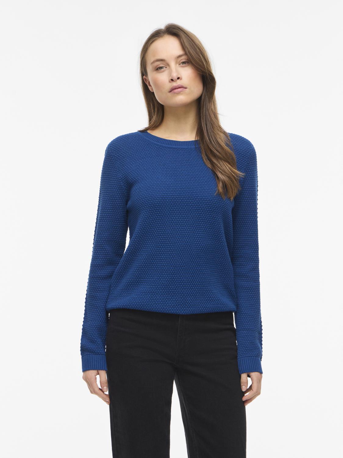 model_shot-front